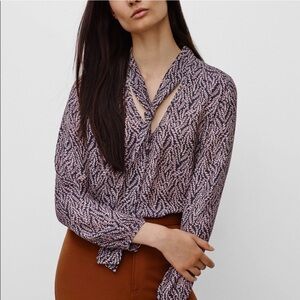 Tulala / Aritzia Ivor Tie-neck Blouse
